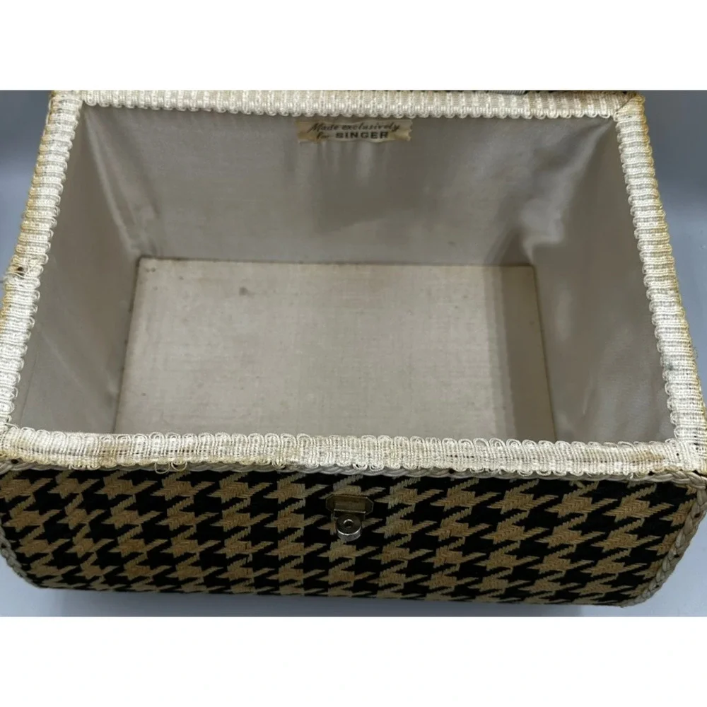 Vintage Singer Sewing Basket Houndstooth Bamboo Handle Box